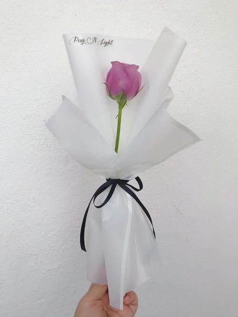 Single Rose Bouquet By Posy N Light Single Roses Bouquet, Single Rose Wrapping, Single Flower Bouquet Gift, One Rose Bouquet Wrap, How To Wrap A Single Rose, Single Rose Bouquet Wrapped, One Rose Gift, Single Flower Arrangements, 1 Rose Bouquet