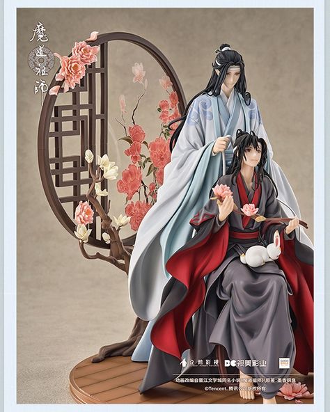 🌺Unveiling Elegance: Wei Wuxian & Lan Wangji: Pledge of the Peony Ver. 🌺 Dive into the captivating world of "The Grandmaster of Demonic Cultivation" with Goodsmile's exquisite 1/7 scale collectible figurines of Wei Wuxian and Lan Wangji. Set against the backdrop of a classic and refined screen, adorned with delicate Chinese peony illustrations and supported by a robust magnolia trunk, the figurines of Wei Wuxian and Lan Wangji stand in harmonious contrast, their beauty accentuated by the ve... Wuxi, Wei Wuxian And Lan Wangji, Wei Wuxian Lan Wangji, Chinese Peony, Peony Illustration, Grandmaster Of Demonic Cultivation, Lan Wangji, Demonic Cultivation, Wei Wuxian