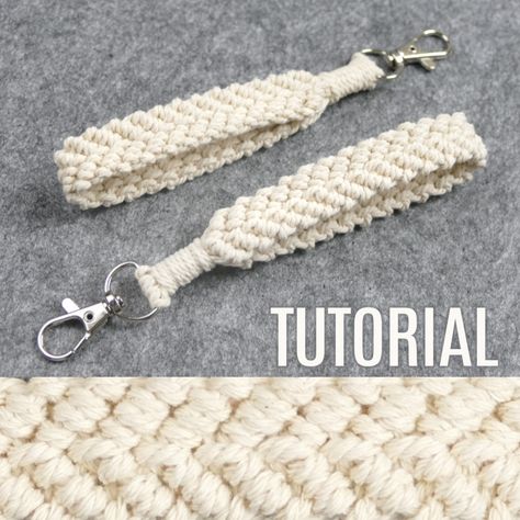 Macrame School, Tutorial Macramé, Free Macrame Patterns, Macrame Knots Tutorial, Macrame Knots Pattern, Ge Bort, Crochet Keychain Pattern, Macrame Wall Hanging Diy, Rope Crafts