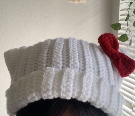 Crochet hello kitty beanie Crochet Hello Kitty, Crochet Hat For Beginners, Hello Kitty Crochet, Crochet Fairy, Crochet Baby Hat, Easy Crochet Hat, Crochet Shop, Crochet Business, Crochet Design Pattern