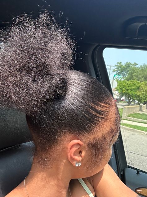 Slick Back Afro Puff, Styles To Do With Blow Dried Hair, Natural Hair Updo 4c, 2 High Puffs Natural Hair, Beach Natural Hairstyles, Puff Bun Hairstyle, Natural 4a Hairstyles, Natural Hairstyles For Black Women Blowout, 4c Protective Hairstyles Short