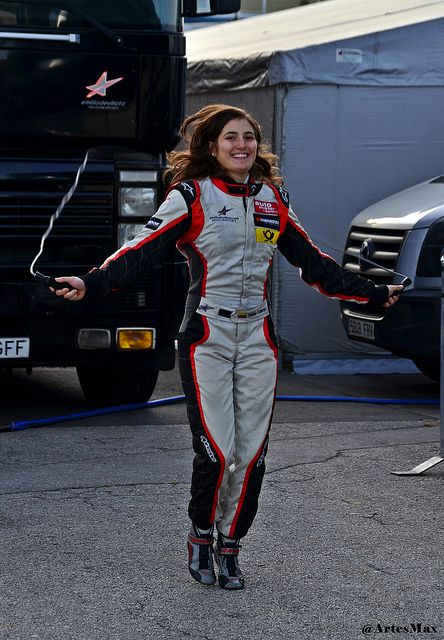 GP3 driver Tatiana Calderon: "I don't want to race against girls, just the best!" Calderon became the GP3 championship’s highest-ever female points-scorer in 2016, with 10th place finishes at Hockenheim and Monza. Tatiana Calderon, Race Aesthetic, Hailie Deegan, Rich Summer, Female Race Car Driver, Female Racers, Women Drivers, Girls F, Car Racer