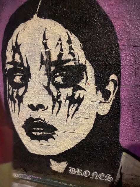 Grunge | Punk | Graffiti | Street Art | Bushwick | Brooklyn | Film | Emo | Goth | Scene | Music | Girl | Painting | Art | Makeup Punk Painting Ideas, Emo Paintings, Emo Painting, Grunge Paintings, Goth Graffiti, Goth Painting Ideas, Punk Painting, Punk Doodles, Goth Painting