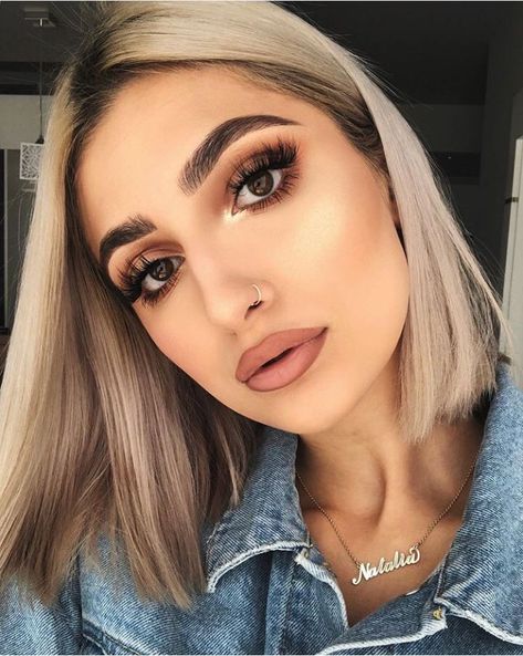 ♡ ; Pinterest : @ XOkikiiii Eyelid Makeup, Makeup Suggestions, Daytime Makeup, Eyeliner Tips, Woman Makeup, Beginners Makeup, Holiday Makeup Looks, Prom Makeup Looks, Beauty Make-up