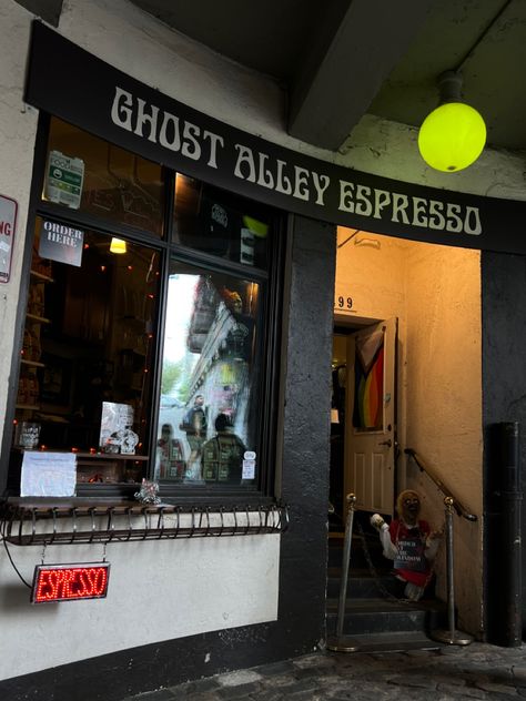 Ghost alley espresso, coffee, coffee shop, cafe, ghost, ghost alley, halloween, spooky, aesthetic, dark, iced coffee, seattle, washington, public market center, travel, hole in the wall, ig, inspo Spooky Cafe Aesthetic, Horror Coffee Shop, Punk Coffee Shop, Spooky Coffee Shop, Goth Coffee Shop, Dark Coffee Shop Aesthetic, Halloween Spooky Aesthetic, Horror Coffee, Spooky Coffee