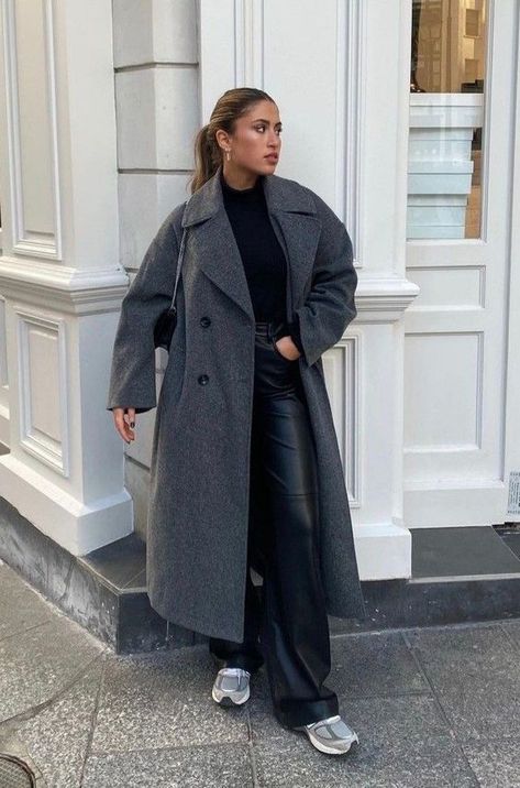 New York Winter Outfit, Nyc Winter Outfits, January Outfits, Mantel Outfit, Long Coat Outfit, December Outfits, Outfits London, Alledaagse Outfits, Ny Outfits