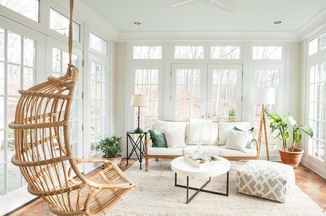 Modern Sunroom Ideas, Light Color Palette, Eclectic Contemporary, Sunroom Ideas, Contemporary Living Room Design, Small Studio Apartment, Small Studio Apartments, Open Bookcase, Eclectic Living Room