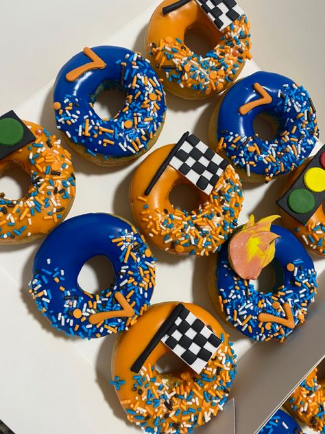 Hot Wheels And Monster Truck Party, Hot Wheels Donut, Hot Wheel 3rd Birthday, Hotwheels Birthday Cupcakes, Hot Wheels Desserts, Hot Wheel Birthdays, Hot Wheels Birthday Cupcakes, Hot Wheels Third Birthday Party, Hotwheels Birthday Ideas