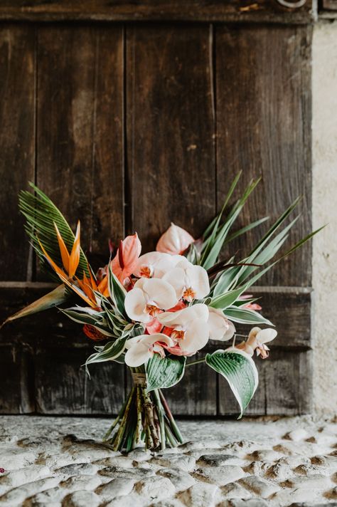 Tropical Flowers Bouquet, Tropical Bridal Bouquet, Tropical Wedding Bouquets, Tropical Bouquet, Tropical Wedding Theme, Tropical Flower Arrangements, Tropical Wedding Decor, Tropical Wedding Inspiration, Boho Tropical