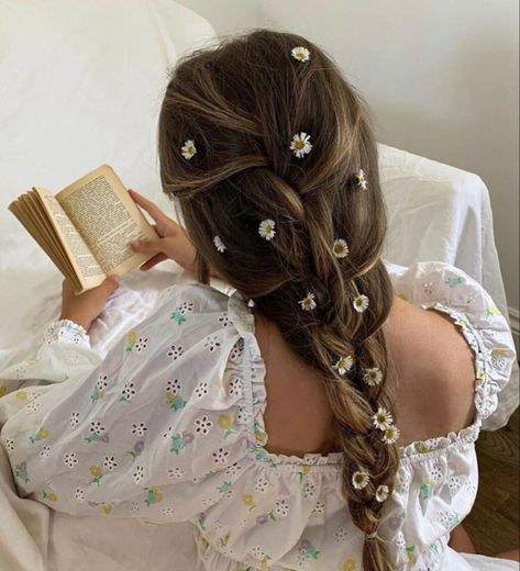 #aesthetic #vogue #hair #hairstyle #braid #black #brown #beauty #mode #dark Cottagecore Hairstyles, Vogue Hair, Cottagecore Hair, Hairstyle Braid, Feminine Hairstyles, Brown Beauty, Fairy Hair, Spring Hairstyles, Spring Aesthetic