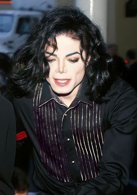 Michael Jackson Painting, Hee Man, Mike Jackson, Powerful Messages, Michael Jackson Dangerous, Michael Jackson Funny, Showing Respect, Michael Jackson Wallpaper, Photos Of Michael Jackson