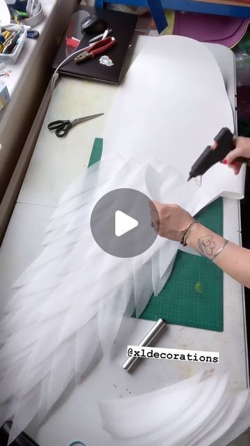 Wings Diy Angel, Diy Dark Angel Costume, How To Make A Feather, Foam Wings Diy, Making Wings Costume, Diy Large Angel Wings, Wings Diy How To Make, Making Angels Crafts, Diy Costume Wings