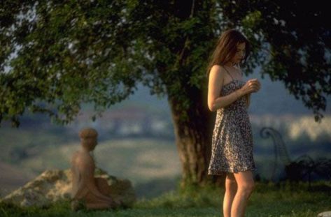 Favourite summer movie | Stealing Beauty (1996) Liv Tyler 90s, Nineties Fashion, Stealing Beauty, Summer Movie, Beautiful Film, Italian Countryside, Liv Tyler, Film Inspiration, Movies And Series