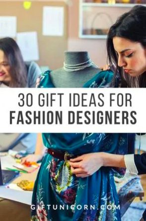 It can be a little intimidating finding the right gift for the fashion designer in your life. Choosing something to fit their taste or something they don’t already have can be daunting. Hopefully, you’ll find the perfect thing with this list that includes tools of the trade, must-have fashion books, and fashion pieces of their own. #fashiondesigners #fashiongifts #giftsforesigners #giftideasfordesigners #fashiongiftideas #fashionistagifts Fashion Designer Gift Ideas, Gift Ideas For Fashion Lovers, Gifts For Designers, Gifts For Fashion Designers, Fashion Gifts Ideas, Gifts For Fashion Lovers, Fashion Major, Presents For Boyfriend, Experience Gifts