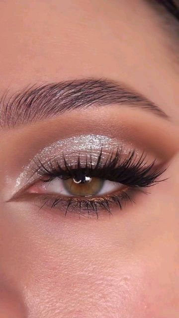 Prom Makeup Silver, Sparkly Eye Makeup, Hazel Eye, Mekap Mata, Prom Makeup For Brown Eyes, Ball Makeup, Silver Eye Makeup, Christmas Eye Makeup, Silver Makeup