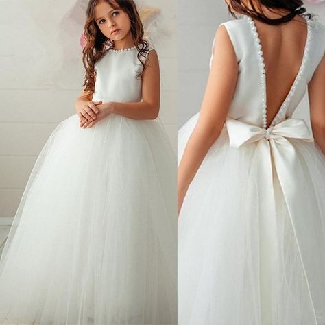 Backless Pearls Flower Girl Dress Trailer Puffy Wedding Party Gowns for Girl First Communion Dresses Eucharist Attended Princess Girls First Communion Dresses, Ivory Flower Girl, Ivory Flower Girl Dresses, Princess Skirt, First Communion Dress, First Communion Dresses, Gowns For Girls, Communion Dresses, Eucharist