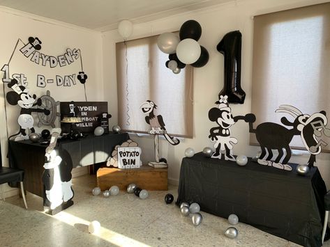 Steamboat Willie Party, Steamboat Willie Birthday Party, Steam Boat Willie, Potato Bin, Party Photoshoot, Steamboat Willie, White Birthday, Mickey Birthday, Birthday Themes
