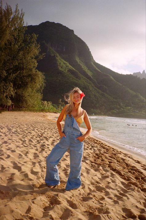 Overalls girls trip friends kauai hawaii photo inspo film photography 35mm kodak gold contax t2 postcard girls bikinis flowers summer Overalls, The Ocean, Travel, Hawaii, A Woman