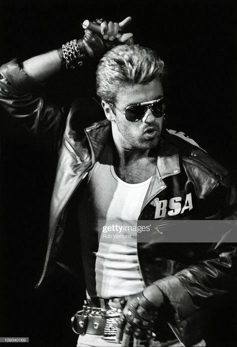 News Photo : George Michael performs on stage, wearing a... George Michael Faith, George Michael Poster, Andrew Ridgeley, George Michael Wham, Smokey Robinson, Vogue France, Careless Whisper, Royal Albert Hall, Musica Pop