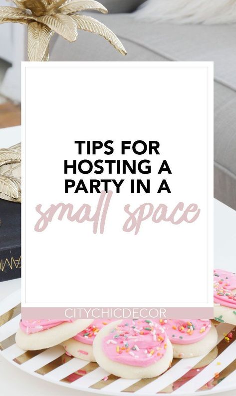 Live in a small apartment? Struggle to host parties in your small space? Learn how to host any party in your home, no matter how small it is! #dinnerpartyideas #smalllivingroomideas #smallapartmentdecorating #studioapartmentdecorating #hostingaparty Hosti House Party Aesthetic, Apartment Party, Hosting Hacks, Hosting A Party, Apartment Decorating Rental, Birthday Party At Home, Hosting Occasions, Party Layout, Party Setup