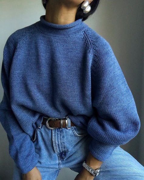 @smallneeds on Instagram: “vintage incredible absolute favorite thick cotton roll back neck 90s j crew sweater - fits xs-l depending on desired volume ~ pristine-…” 90s J Crew, Drew Barrymore 90s, Sarah Christine, J Crew Sweater, Jcrew Sweater, Sweater Fits, Inspiration Mode, Back Neck, Mode Style