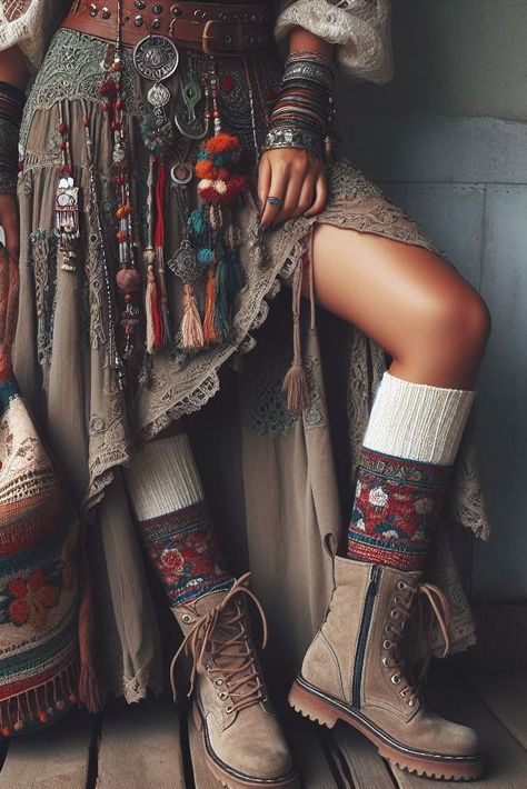 Boho Boots. Bohemian Sneakers. Boho Trend Asian Boho Fashion, Shabby Chic Outfit, Afrikaburn Outfits, Boho Boots Bohemian, Boots Outfit Winter, Boho Style Boots, Western Boot Outfit, Ropa Shabby Chic, Boho Style Fashion