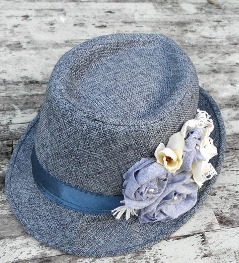12 Caps Hats for women (DIY straw, bucket and crochet hat/ fedora) Couture, Top Hats For Women, Womens Ball Caps, Women Fedora, Diy Straw, Rose Hat, Hat Fedora, Hat Stores, Summer Hats For Women
