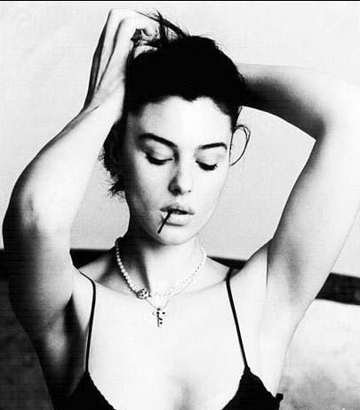 Monica Bellucci Monica Bellucci, Monica Belluci, Vincent Cassel, Kunst Inspiration, Italian Beauty, Italian Actress, Photography Subjects, Actrices Hollywood, 인물 사진