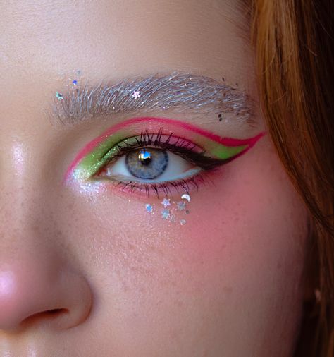 violet highlighter glitter and pink and green makeup Neon Green And Pink Makeup, Pink And Green Graphic Liner, Neon Pink And Green Makeup, Pink And Green Fairy Makeup, Pink Green Makeup, Pink And Green Eyeshadow Looks, Green And Pink Makeup, Pink And Green Eyeshadow, Pink And Green Makeup