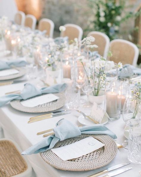 Toronto Wedding Stationery on Instagram: "This dreamy tablescape for A&B 🕊 Planner: @bethjacobsevents Photography: @alexandrachristinephoto Stationery: @blancheheirloom.co Rental: @divinefurniturerental @eventrentalgroup Floral: @evyrosedesignco" French Wedding Inspiration, Wedding Tablescape Candles, Blue Wedding Pallet, Blue Tablecloth Wedding, Wedding Blue Color Schemes, Blue Wedding Table Settings, Wedding Table Decor Blue, Stone Wedding Decor, Blue And White Wedding Table