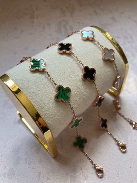 High Quality Clover Bracelet whiteflower Braceletclover - Etsy Expensive Bracelets, Promise Bracelet, Van Cleef And Arpels Jewelry, Clover Jewelry, Pretty Jewelry Necklaces, Ear Chain, Clover Bracelet, Expensive Jewelry Luxury, Van Cleef And Arpels