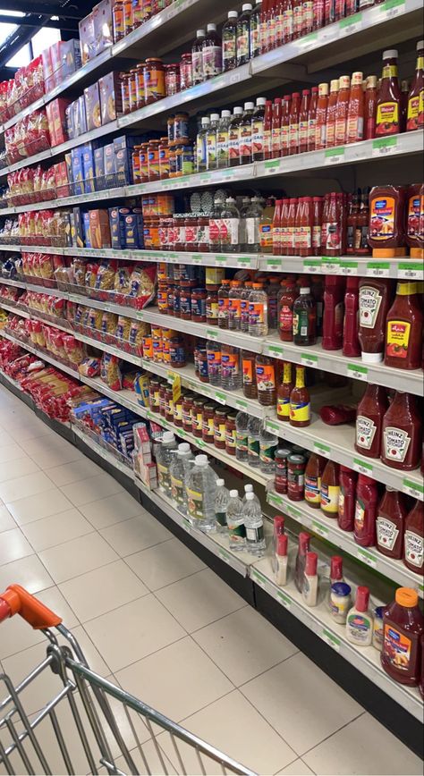 Grocery Items Images, Grocery Store Isles, Shopping Food Stuff, Shopping Grocery Aesthetic, Mini Grocery Store Design, Grocery Store Drawing, Small Grocery Store Design, Inside Grocery Store, Shopping Cart Aesthetic