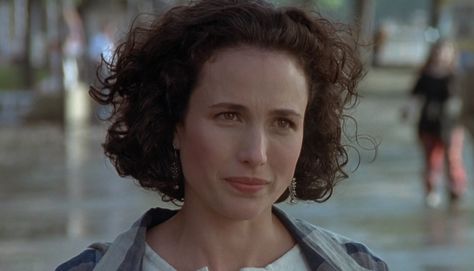 andie Andie Macdowell Hair, Friends Haircut, Hugh Grant Notting Hill, Fictional Love, Four Weddings And A Funeral, Working At Mcdonalds, Kristin Scott, Andie Macdowell, Kristin Scott Thomas
