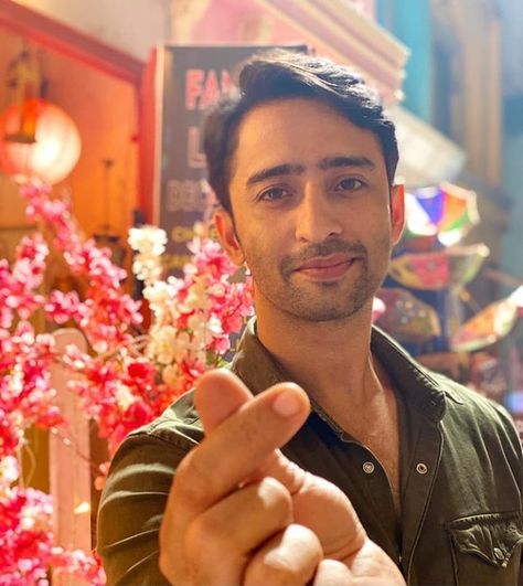 Pooja Sharma, Shaheer Sheikh, Zayn Malik Pics, American Girl Doll Clothes Patterns, Support Each Other, I Still Love Him, Awesome Beards, Charming Man, Actor Picture