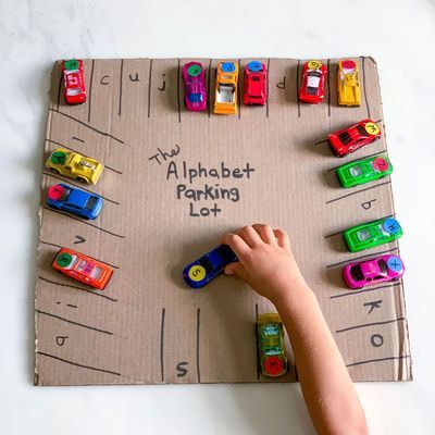 Homeschool 1st Grade Activities, Alphabet Parking Lot, Aktiviti Kanak-kanak, Homeschool Preschool Activities, Desain Buklet, Baby Learning Activities, Makeover Bedroom, Homeschooling Ideas, Aktivitas Montessori