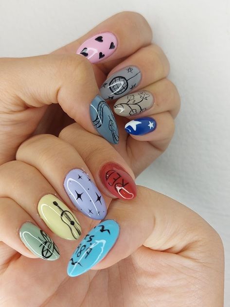 70+ Nail Designs Inspired by Taylor Swift’s Eras Tour - Boss Babe Chronicles Uñas Taylor Swift, The Eras Tour Nails, Eras Tour Nail, Eras Tour Nails, Taylor Swift Nails, Taylor Swoft, Cute Simple Nails, Taylor Swift Birthday, Estilo Taylor Swift
