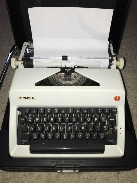 1968 Olympia SM8 on the Typewriter Database Olympia, Olympia Typewriter, Working Typewriter, Portable Typewriter, Ormond Beach, Sweet Memories, Typewriter, Cincinnati, New Life