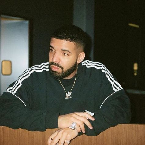Drake Widgetsmith, Drake Iconic Photos, Drake Fine, Pictures Of Drake, Drake Pictures, Drake Pfp, Drake Instagram, Drake Aesthetic, Old Drake