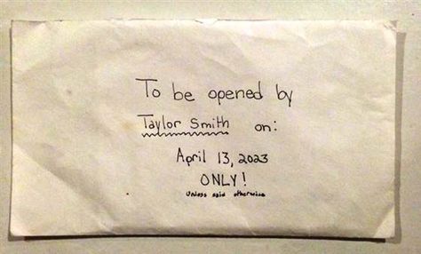 Do not open until 2023: Deceased girl's letter to her future self goes viral Letter To Future Self, Gut Wrenching, Secret Notes, Old Letters, Taylor Smith, Future Self, Losing A Child, Dad Quotes, Life Words