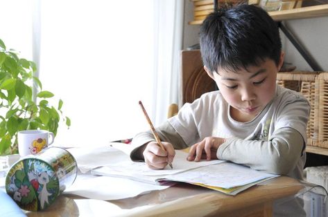 Teach your child appropriate self-discipline. Disiplin Anak, Child Behavior Problems, Coping Skills Activities, Parenting Techniques, Academic Achievement, Discipline Kids, Afterschool Activities, School Help, Do Homework