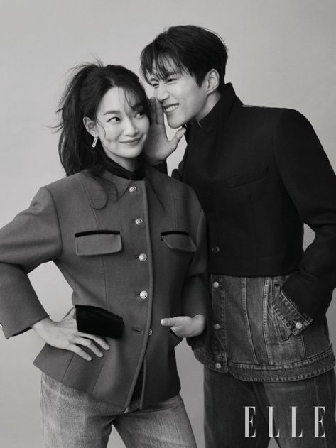 Korean Photoshoot, Kim Seonho, Korean Couple Photoshoot, Shin Min Ah, 사진 촬영 포즈, Jung So Min, Kim Seon-ho, Photoshoot Themes, Couple Photoshoot Poses