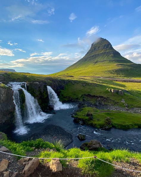 Travel Aesthetic Iceland, Living In Iceland, Traveling To Iceland, Iceland Summer Aesthetic, Iceland Travel Aesthetic, Iceland Aesthetic Summer, Reykjavik Iceland Aesthetic, Iceland Seljalandsfoss, Iceland Scenery