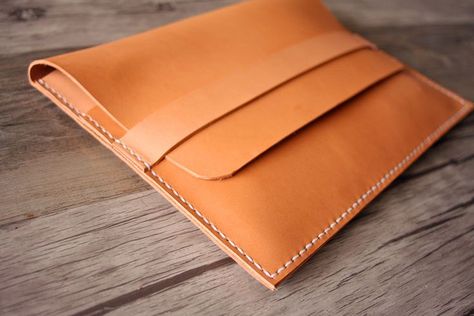 iPad Pro 12.9 case cover handmade from vagetable tanned leather at LeatherNeo Apple Pencil Sleeve, Ipad Pro Sleeve, Leather Watch Roll, Handmade Diary, Leather Laptop Sleeve, Leather Ipad Case, Custom Ipad, Leather Laptop Case, Portfolio Case