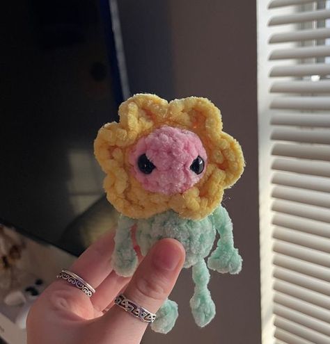 Blossom Buds DIY crochet toys #diycrochettoys #crochet #crochettoy #crochettoys 3.433 Amigurumi Patterns, Diy Crochet Toys, Easy Crochet Animals, Vero Beach Fl, Chenille Yarn, Crochet Design Pattern, Kawaii Crochet, Beginner Crochet Projects, Crochet Fashion Patterns