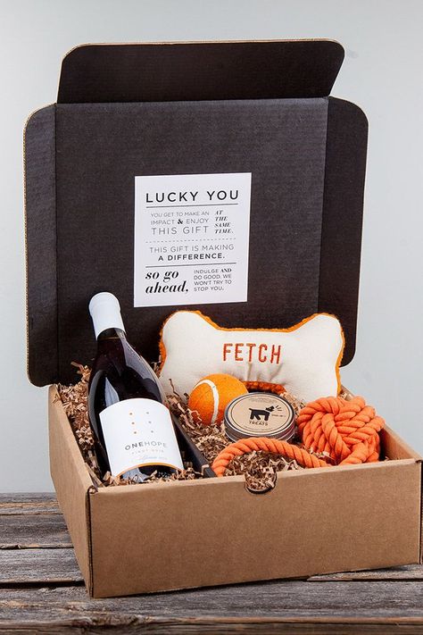 Dog Treat Packaging Ideas, Treat Packaging Ideas, Dog Treat Packaging, Onehope Wine, Treat Packaging, Dog Gift Box, Dog Box, Wine Gift Boxes, Dog Treat