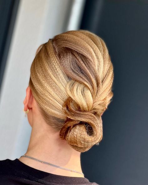 The hairstyle for beauty @robertasofie is made by me 🤍 #ballroomhairstyle #ballroomdancing #ballroomdance #ballroommakeup #makeup #hairstyle #latindance #latin #standarttanz Latin Ballroom Hairstyles, Latin Hairstyles, Ballroom Hairstyles, Dance Competition Hair, Smooth Dance Dresses, Smooth Dance, Competition Hair, Ballroom Hair, Dance Hairstyles