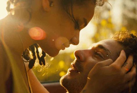 american honey Sasha Lane, American Honey, Film Trailer, Good Movies On Netflix, Riley Keough, Bon Film, Shia Labeouf, By Any Means Necessary, Film Grab