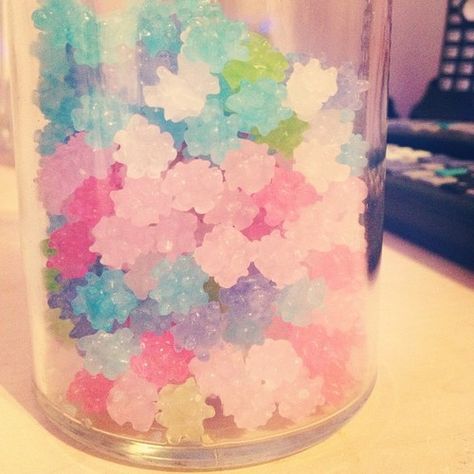 Konpeito! Candy that looks like Katamari Kawaii, Japanese Sweets, Essen, Konpeito Candy, Soft Kidcore, Pastel Cupcakes, Star Candy, Japanese Candy, Kawaii Aesthetic