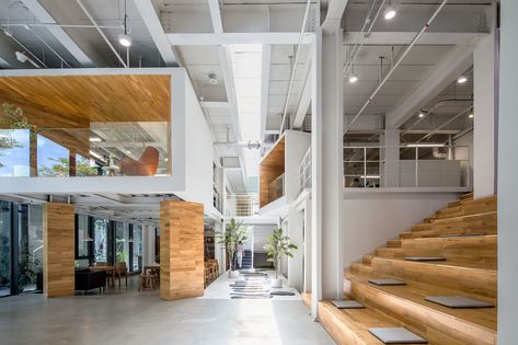 YIJING Architecture Design Studio / Yijing Architectural Design Studio Workspace, Architecture Design Studio, Design Studio Workspace, Leisure Space, Flooring For Stairs, Cloud Design, Compact House, Architecture Panel, Steel Frame Construction