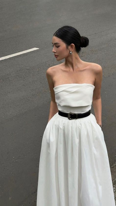 Old Money Aesthetic Fashion, All White Outfit Ideas, The Old Money Aesthetic, White Outfit Ideas, All White Party Outfits, White Party Outfit, Party Outfit Ideas, All White Party, Estilo Preppy